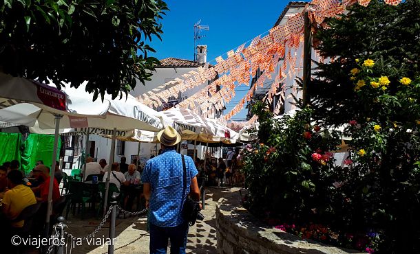 Pueblos Blancos. Grazalema en fiesta. Sierra de Cádiz
