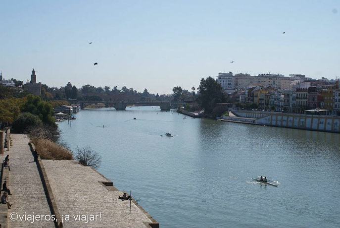 El Guadalquivir desde puente de Triana, Sevilla