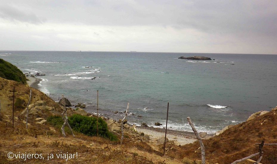 Cala Fuerte e Isla de las Palomas en Estrecho Estrecho. Cala Fuerte e Isla de las Palomas