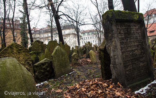 VIAJE Praga - Budapest. Cementerio judio
