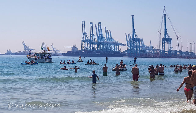 Barcos en la romería