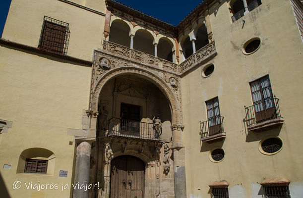 Écija, qué hacer y ver en un día | Pueblos de Sevilla 5 Palacios de Écija