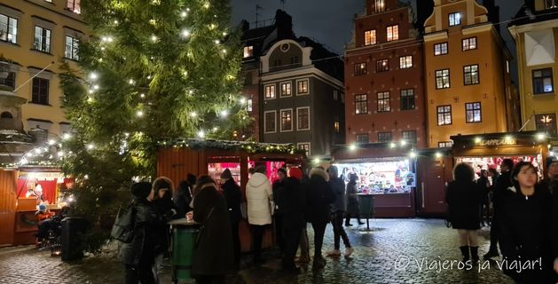 Mercados navideños y luces de Navidad en Estocolmo 1 Stortorget, Estocolmo