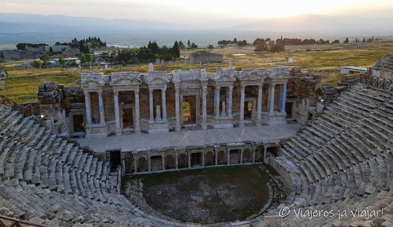 Pamukkale: travertinos, historia y excursiones imprescindibles en Turquía